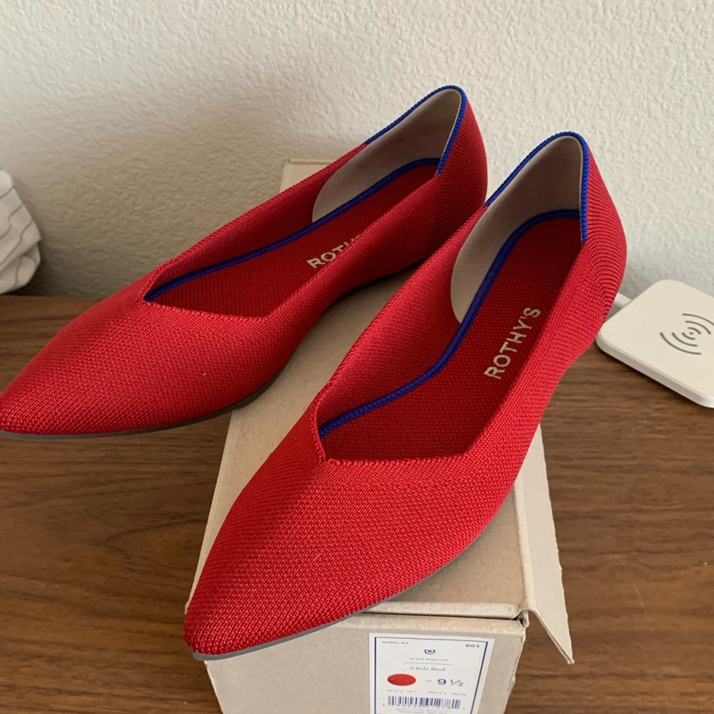 Rothy’s brand new “chilli red”